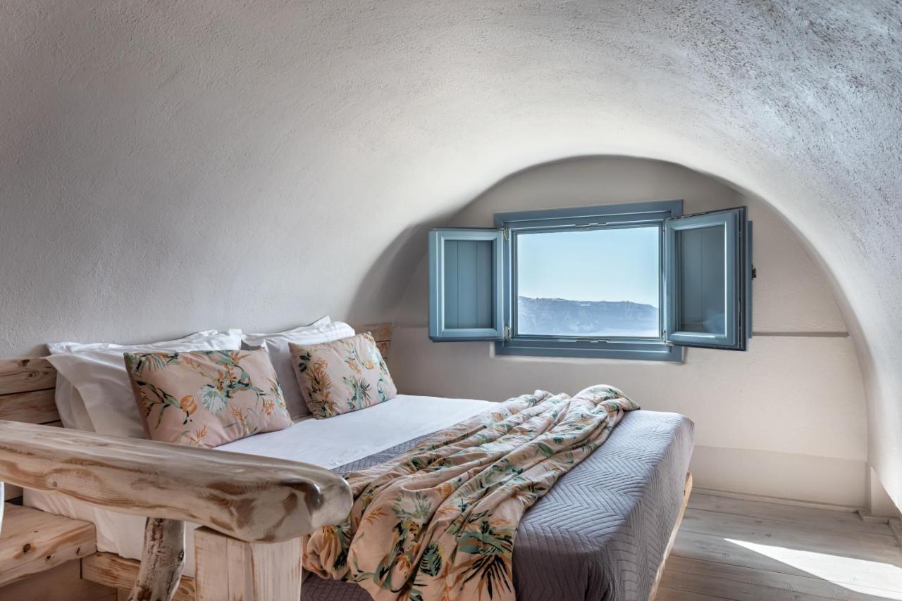 Athermi Suites - Adults Only Fira  Exteriér fotografie